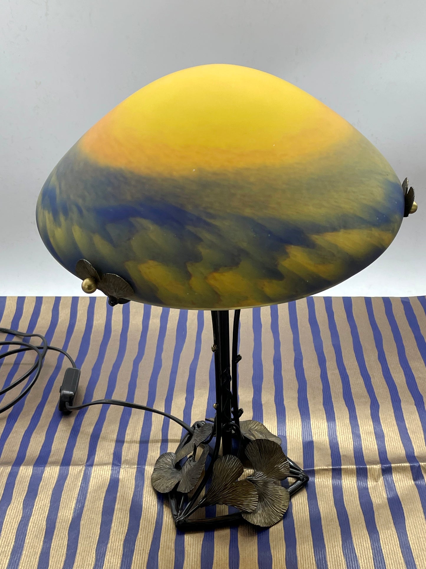 Artistic French Wrought Iron Table Lamp with Pâte de Verre Shade | Gingko Decor