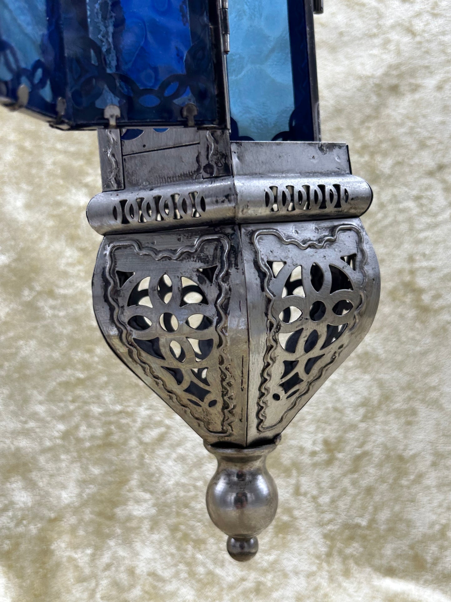 Lower section and candle chamber base of the Oriental lantern