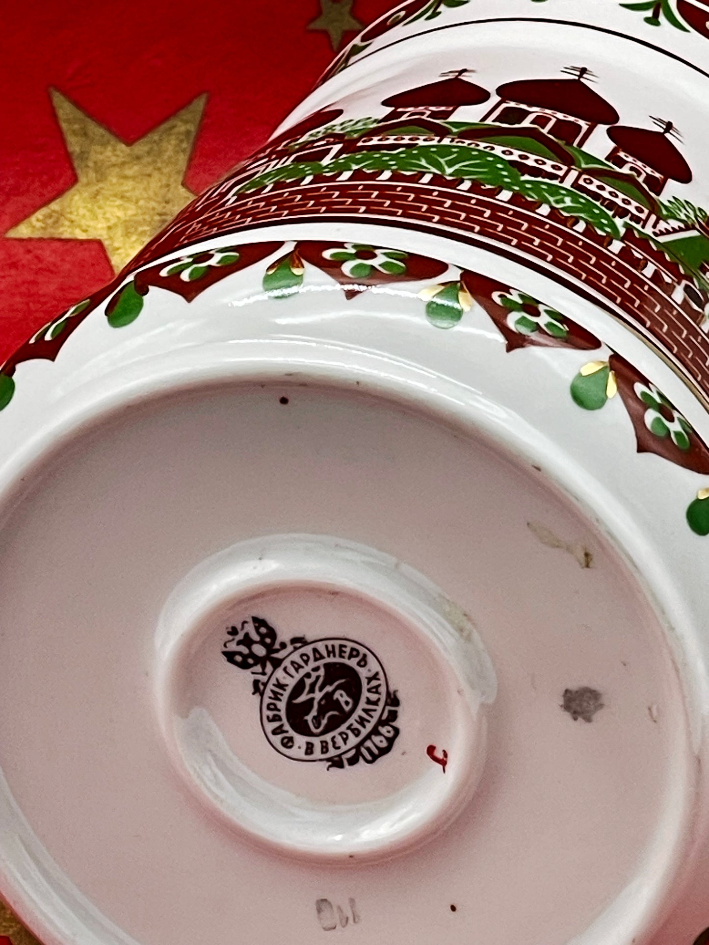 Base and decorative red border of Russian porcelain tankard
