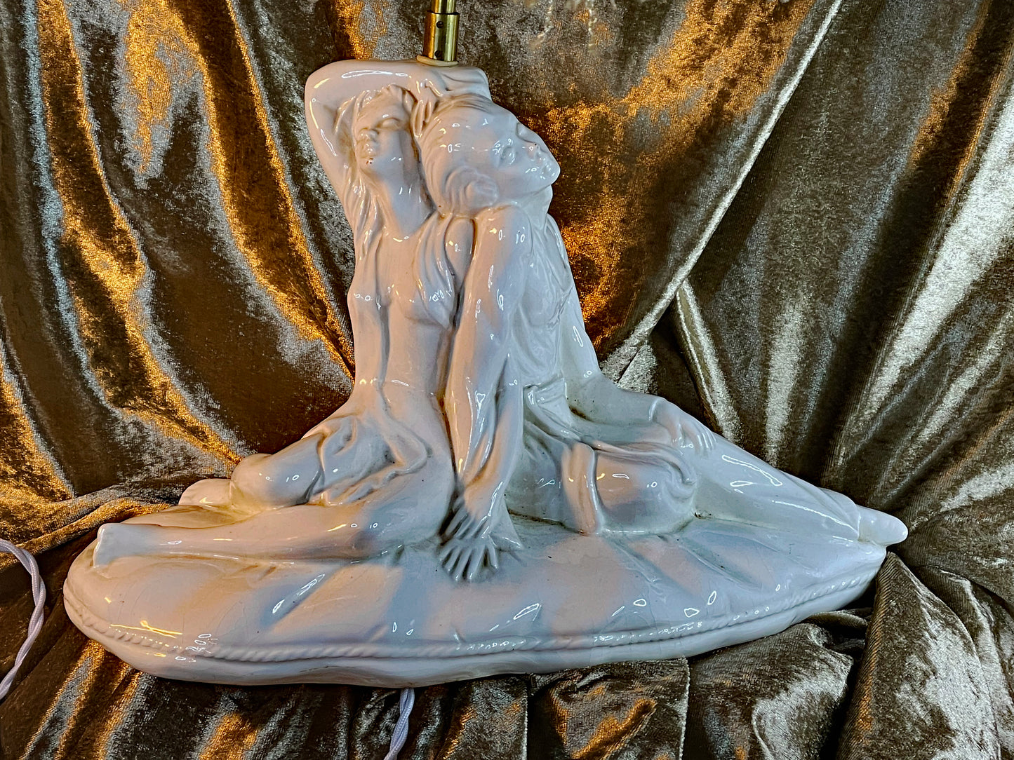 Original Jugendstil Lamp 1910 “Amor & Psyche” White Porcelain & Brass Figurative Table Lamp with Original Shade