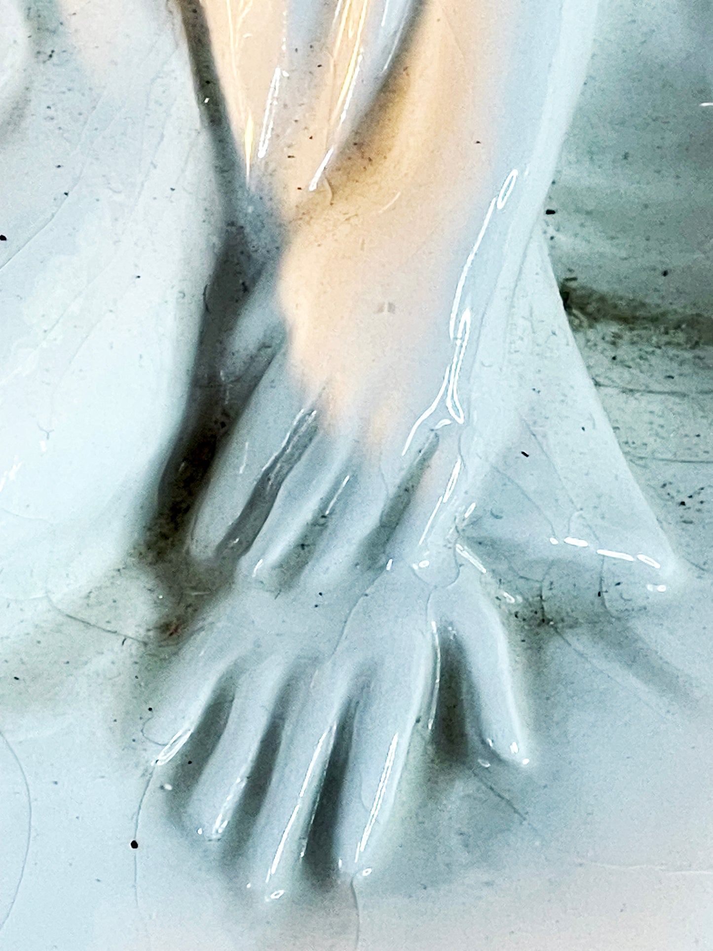 Original Jugendstil Lamp 1910 “Amor & Psyche” White Porcelain & Brass Figurative Table Lamp with Original Shade