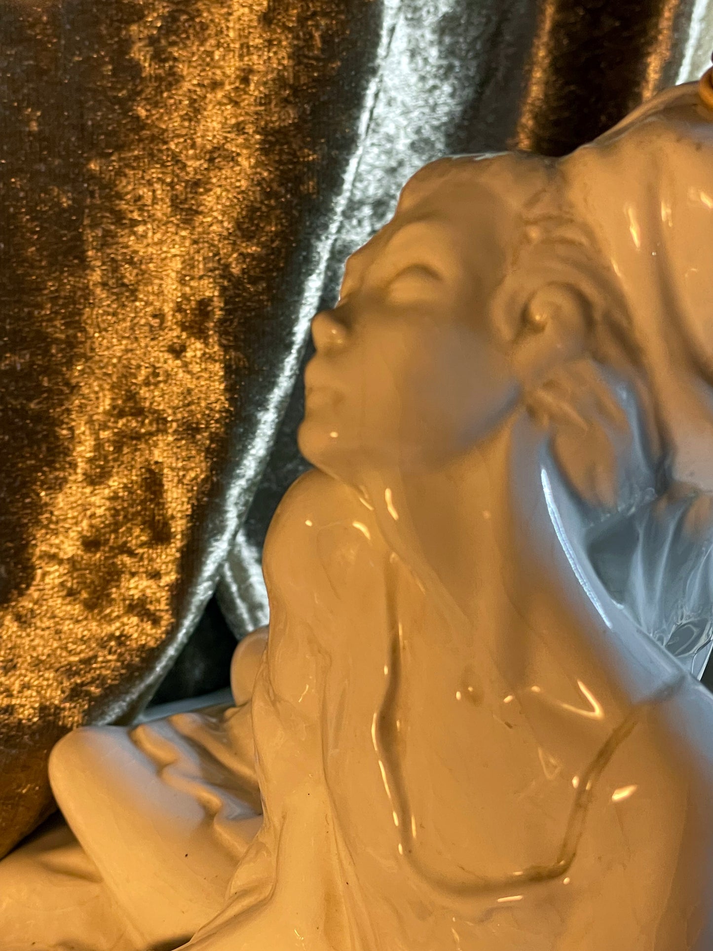 Original Jugendstil Lamp 1910 “Amor & Psyche” White Porcelain & Brass Figurative Table Lamp with Original Shade