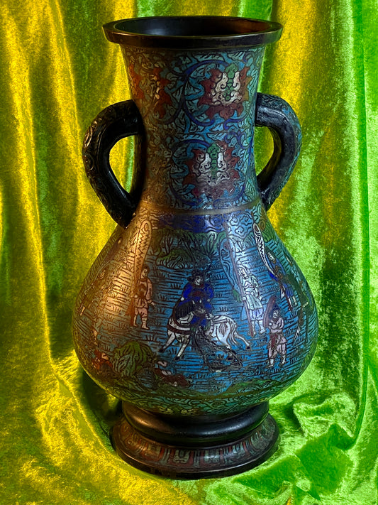 Monumental Meiji Cloisonné Bronze Vase c.1900 — "The Hunt for the Giant Carp" — Attributed to Genryusai Seiya, 37 cm, Twin-Handled