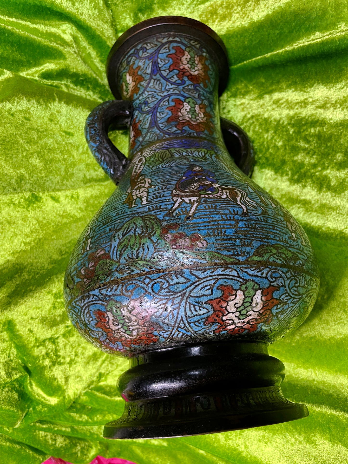 Monumental Meiji Cloisonné Bronze Vase c.1900 — "The Hunt for the Giant Carp" — Attributed to Genryusai Seiya, 37 cm, Twin-Handled
