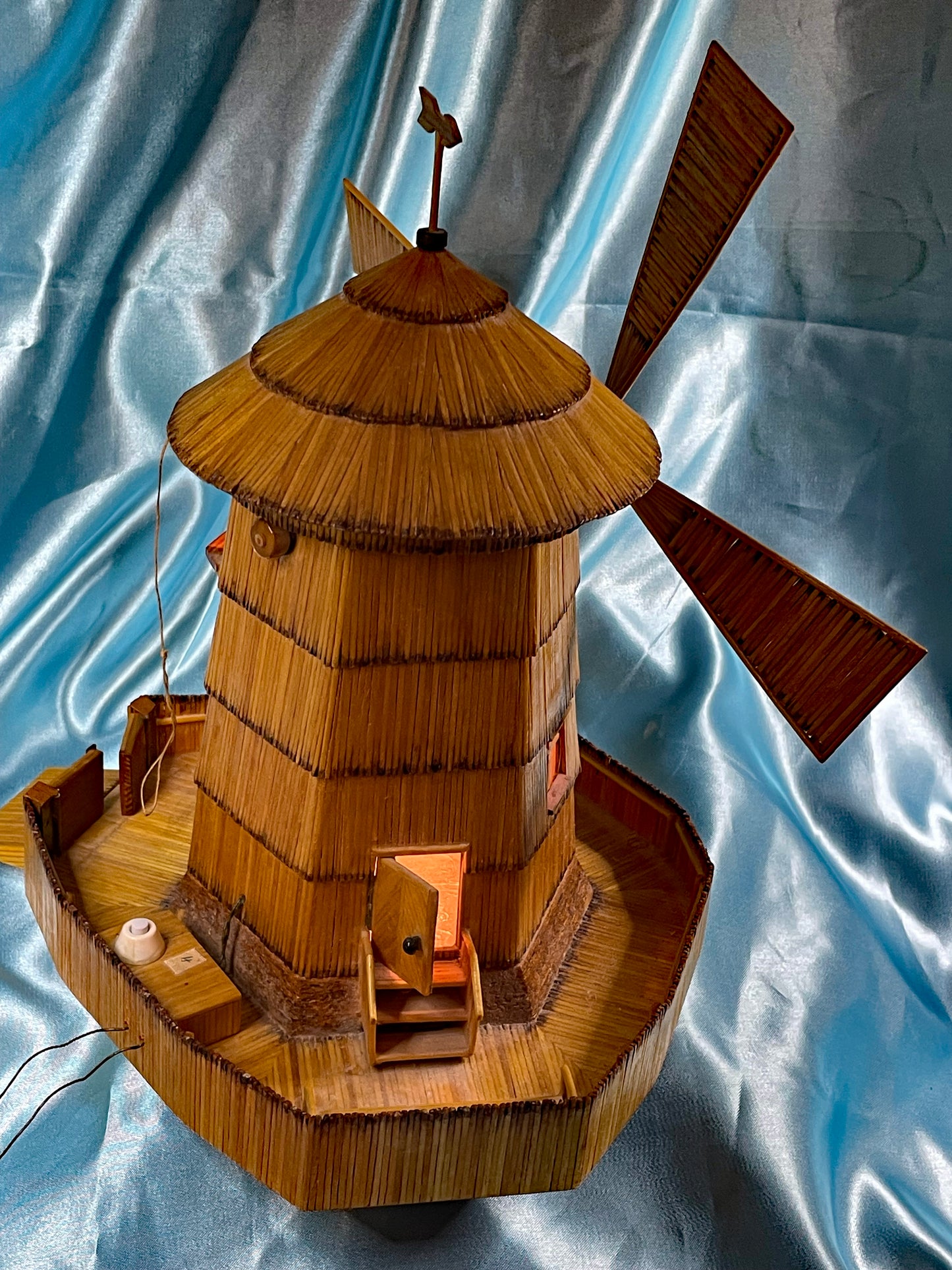 Vintage Matchstick Windmill with Light & Turning Blades – Tramp Art Folk Sculpture, 1950s–70s