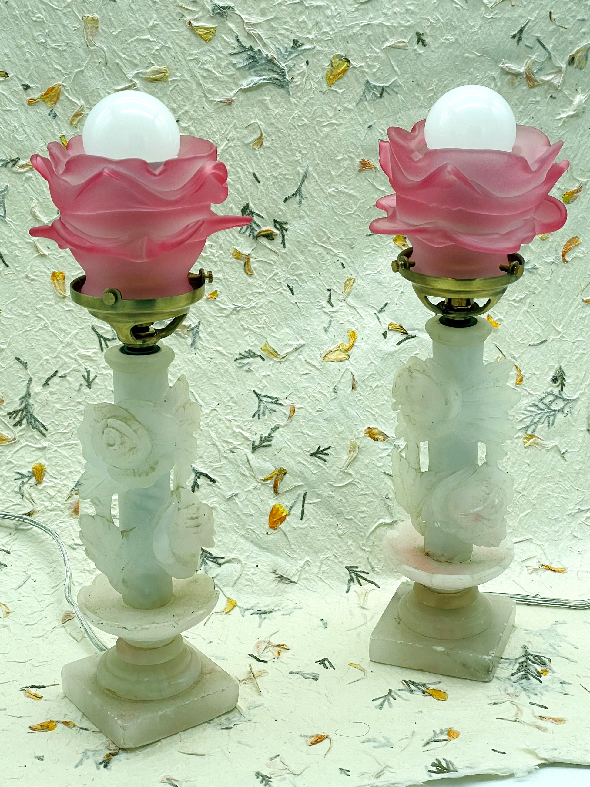 Pink rose glass shade detail