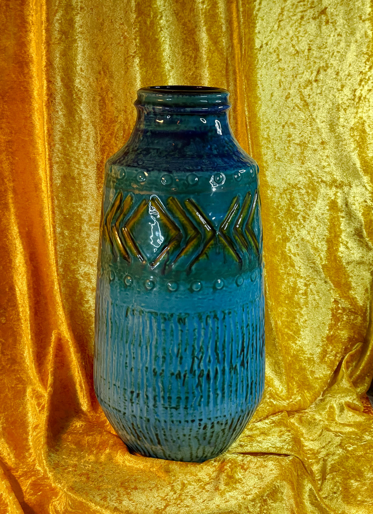 Large turquoise blue West German floor vase with incised chevron relief, front view