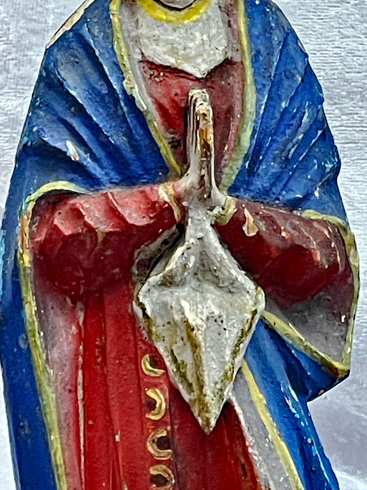 Antique Spanish Madonna Statue – 19th Century Polychrome Gesso Holy Figure – Red Blue White – Hand-Carved Religious Sculpture (36 cm)