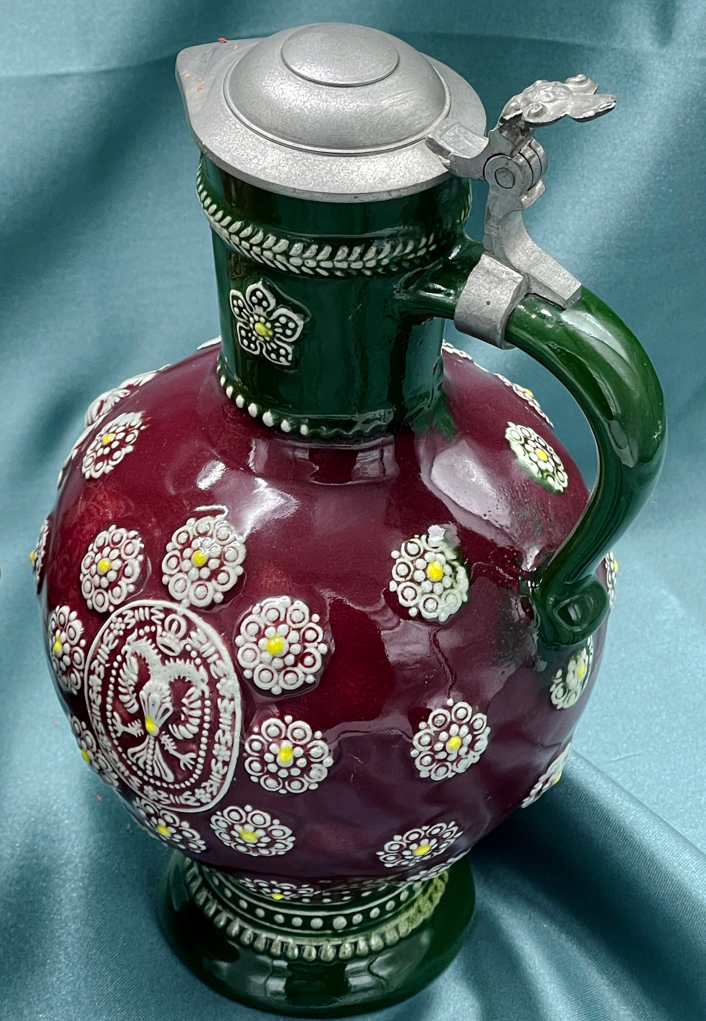 Westerwald salt-glazed jug floral medallion detail