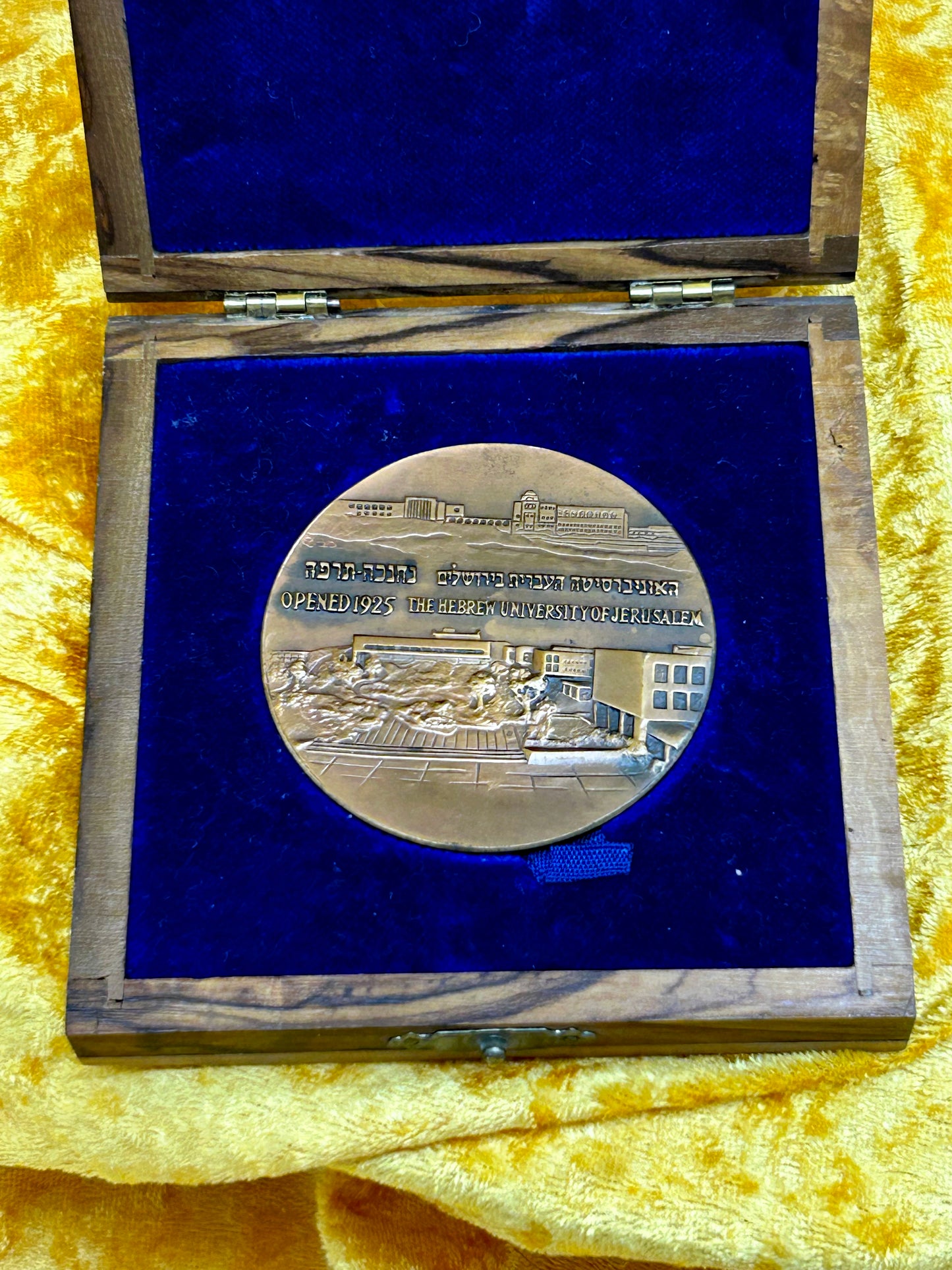 Hebrew University Jerusalem bronze medal in open olive-wood presentation box with blue velvet lining