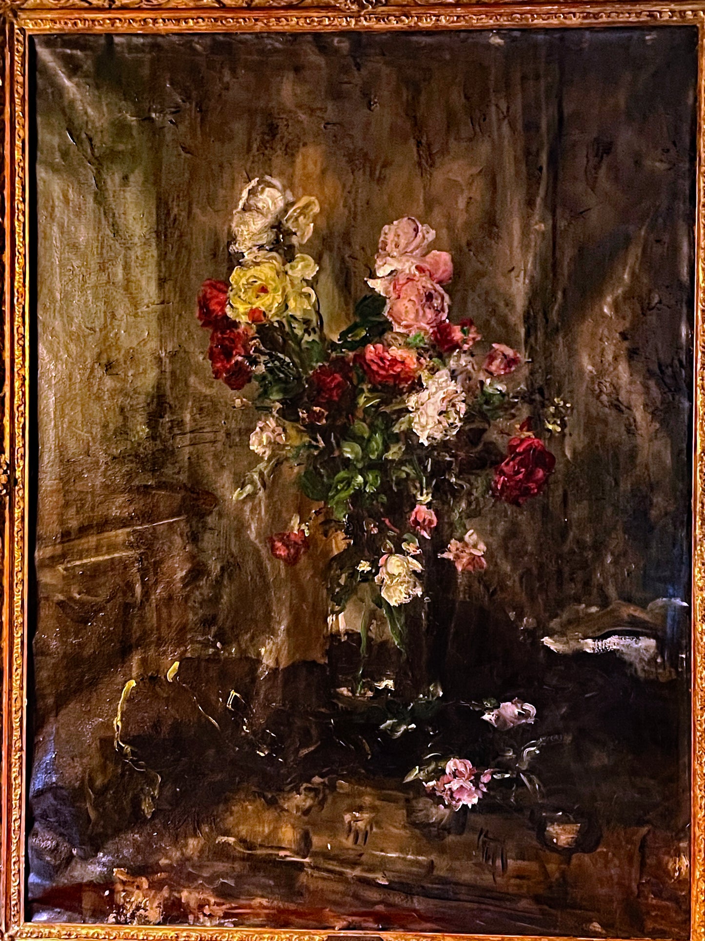 Mystical Roses Still Life by Aurél Náray (1883–1959) – Large Antique Hungarian Floral Painting c.1920 in Ornate Gilt Frame