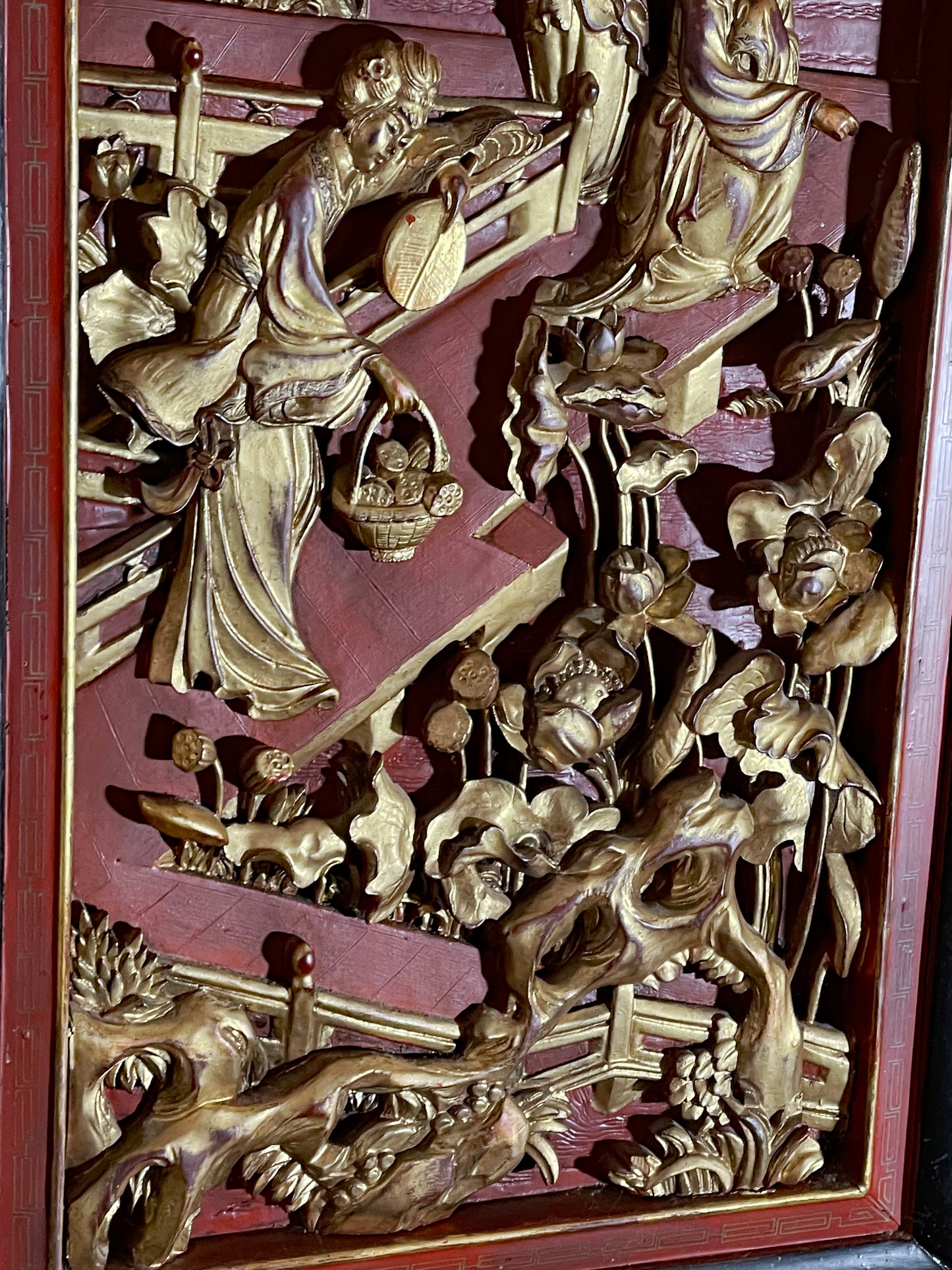 Black lacquered frame and brass hanger of Chinese relief panel