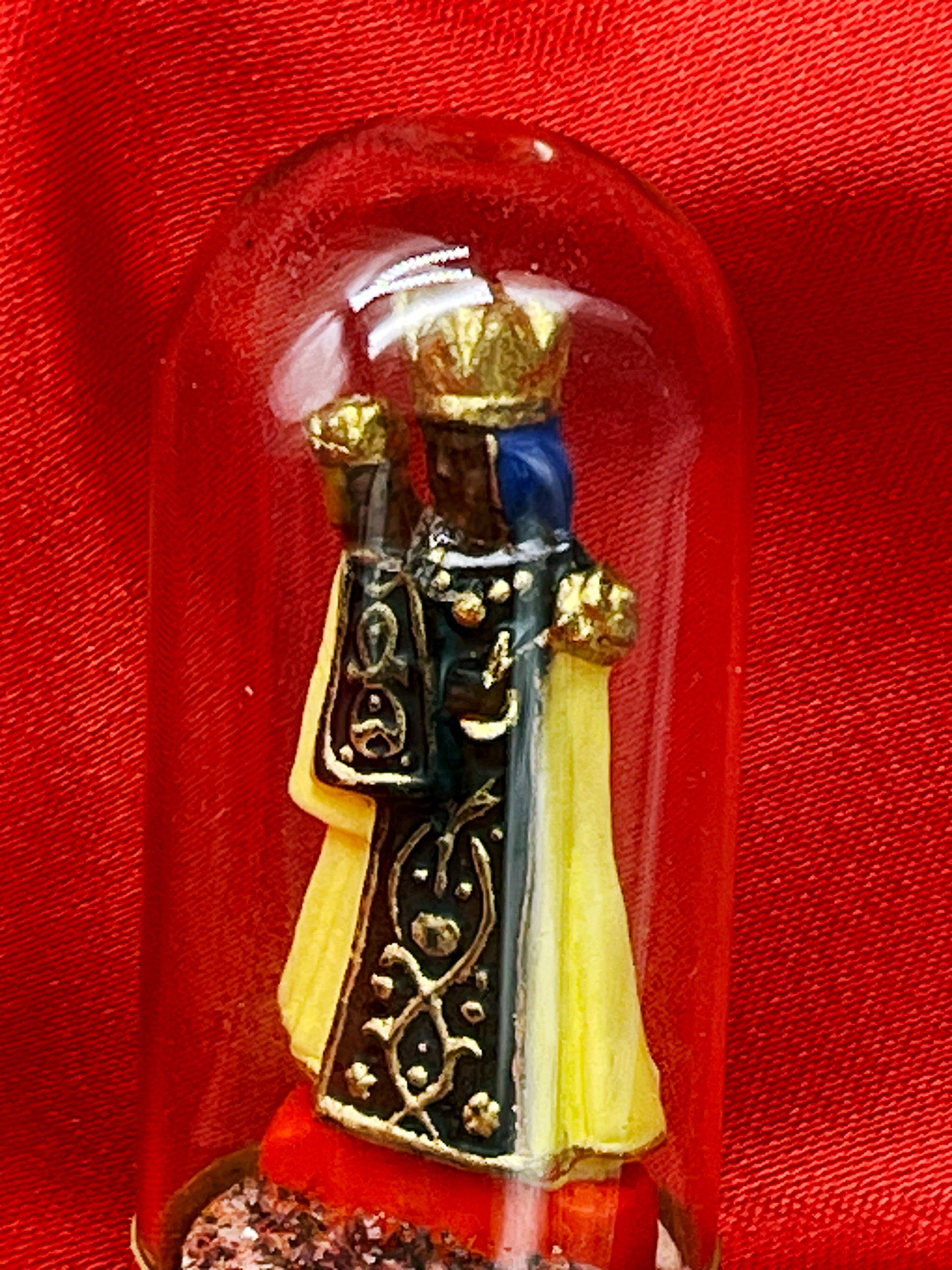 Madonna and Child figure with golden filigree detail