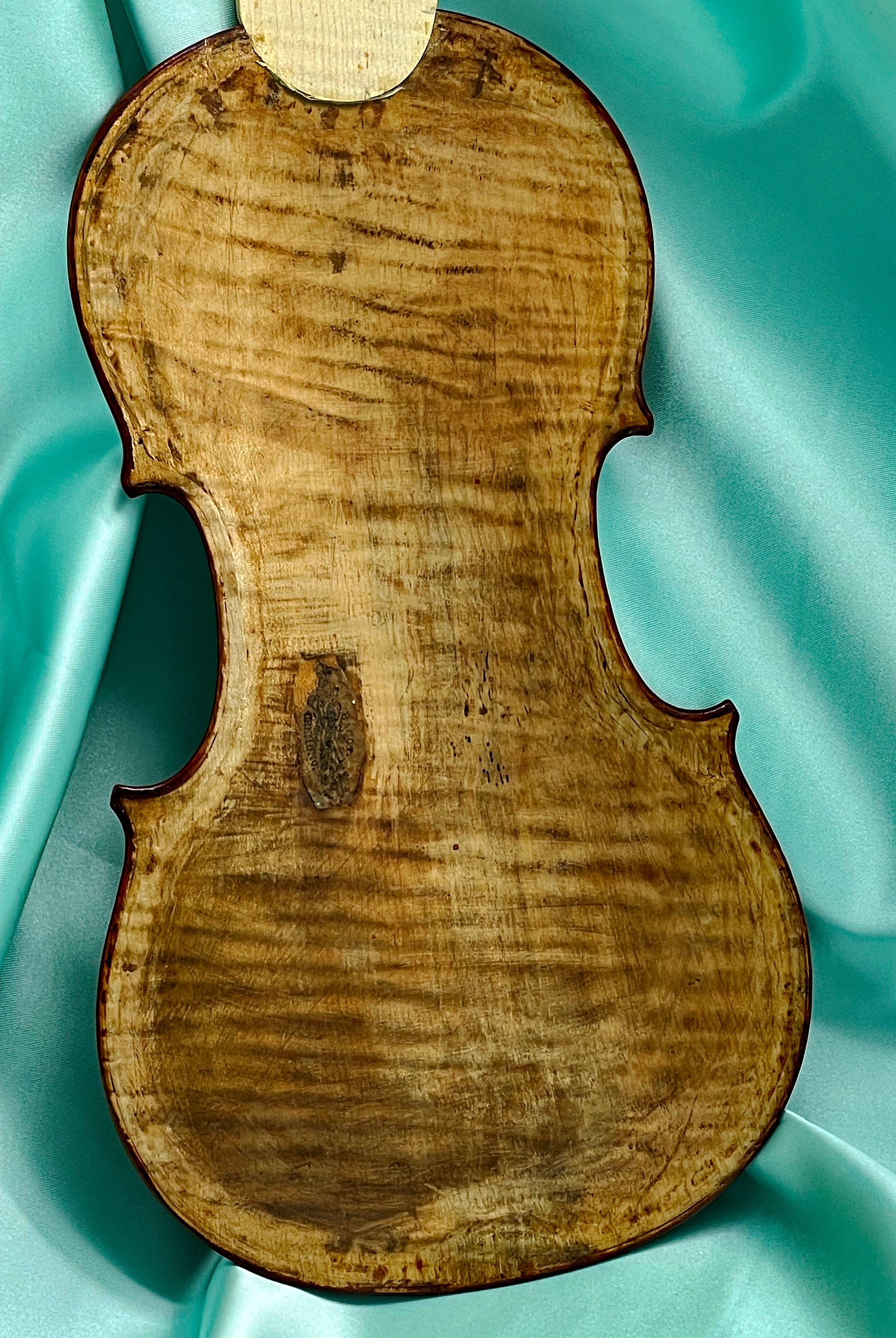 Antique American violin f-hole and arching detail