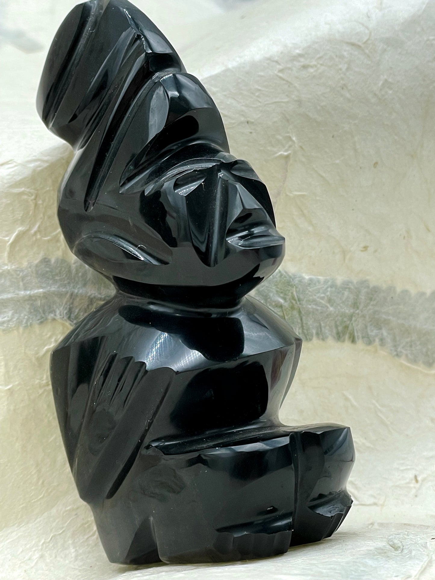 Mid-20th Century Shona Stone Carvings – Tribal Figures in Serpentine Stone (Set of 2)