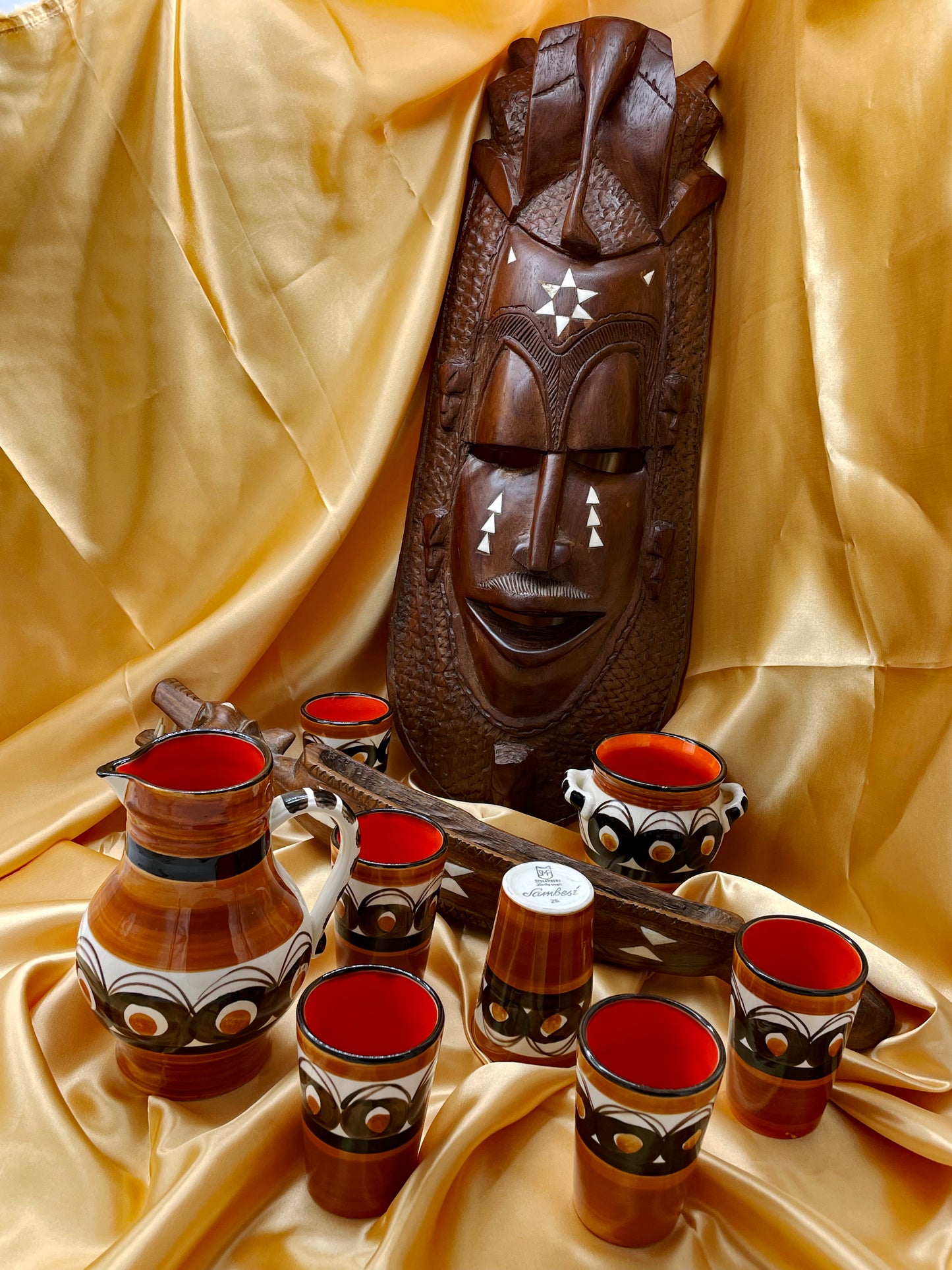 Full 1960s mixed lot of Sambesi ceramics and African carvings