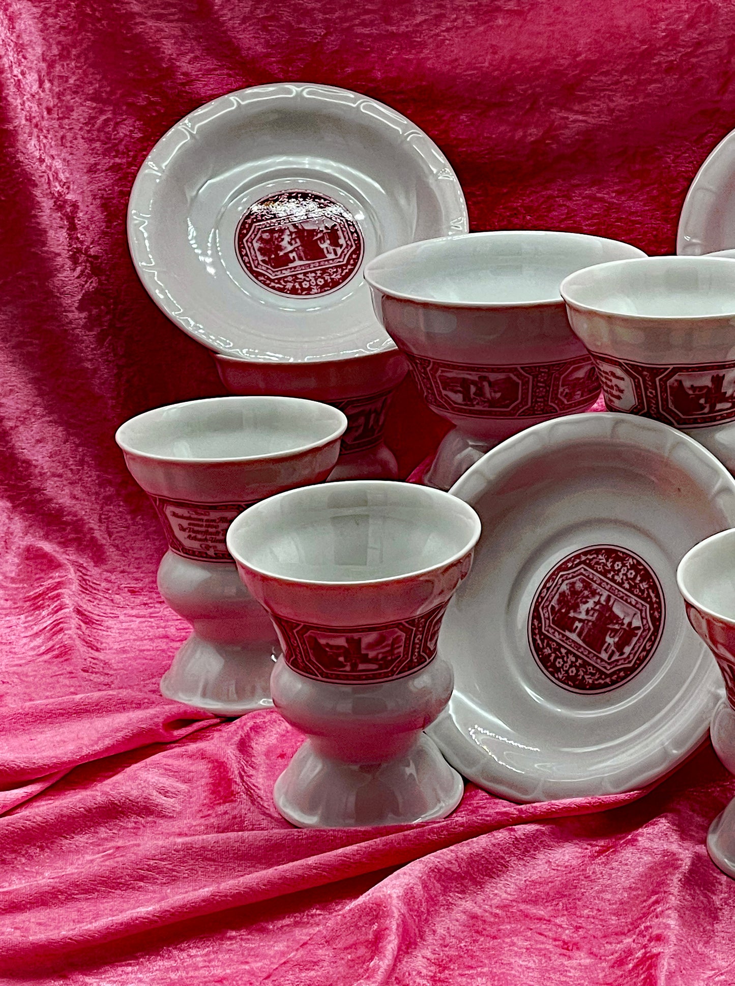 Heinrich red Rüdesheim transferware porcelain saucer detail
