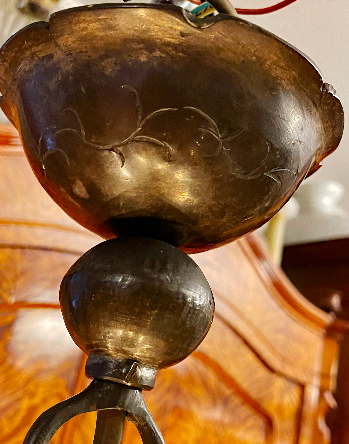 Engraved bronze ceiling cup and knop of the Judenstern lamp